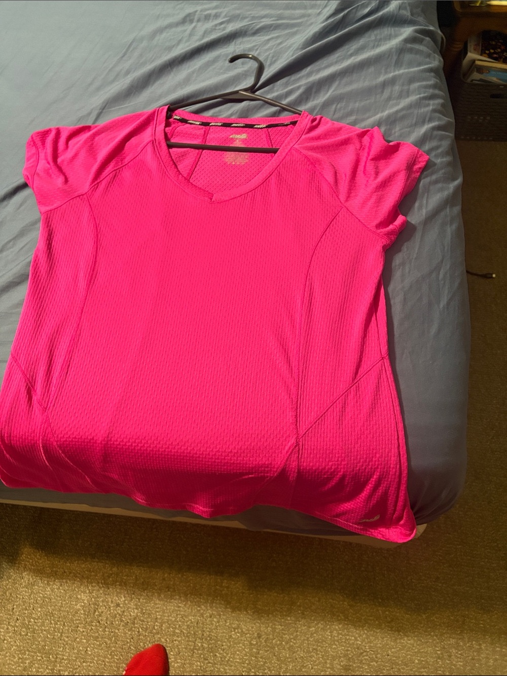 Women’s Bright Pink V-Neck Performance Tee XL by Avia. NWOT. Short sleeve nice - Picture 8 of 9